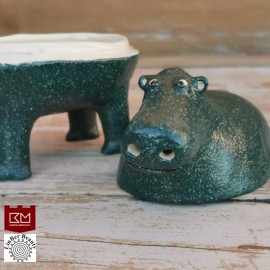 Keramikos rankų darbo dėžutė Begemotas