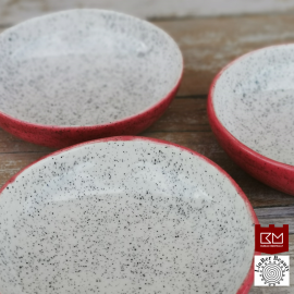 Dubenėlis raudonas su aguonos pabarstukais