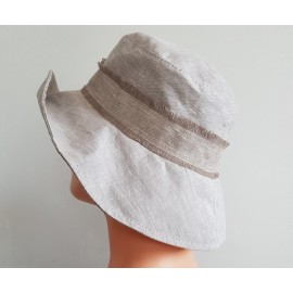 Lininė kepurė "Plačiabrylė"