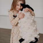 Pagalvėlė Maža balta avytė Pagalvėlė Maža balta avytė